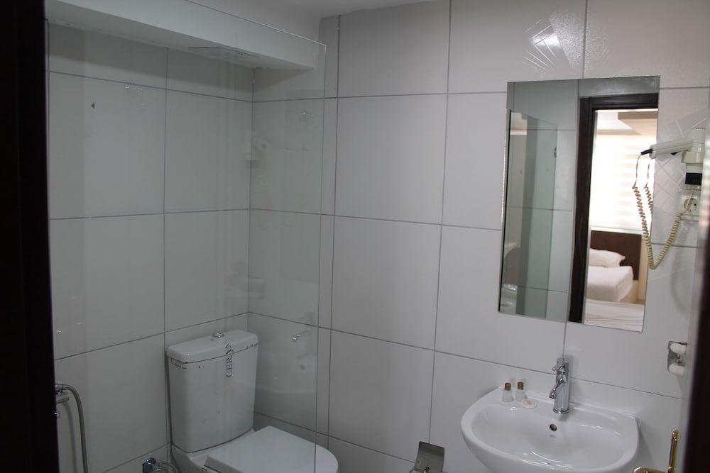 

Milano - Ankara - Hotel Abro Necatibey