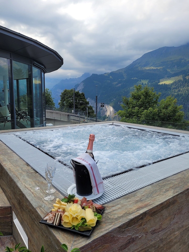 

Roma - Grindelwald - Arenas Resort Victoria-Lauberhorn