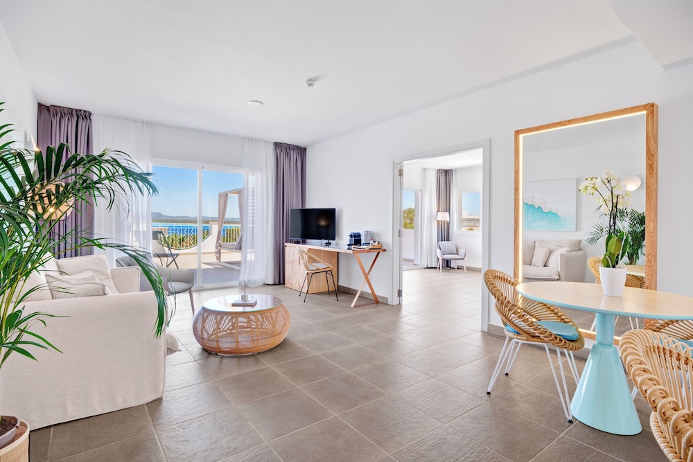 

Bologna - Colonia Sant Jordi - Hotel Villa Chiquita - Adults only (+12)