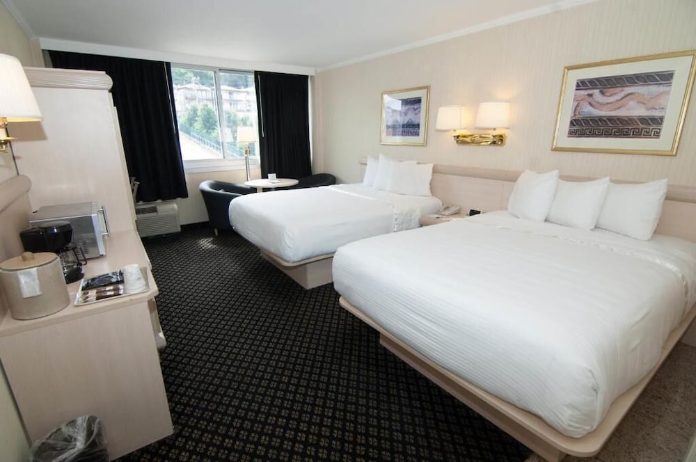 

Roma - Union City (NJ) - Ramada by Wyndham North Bergen