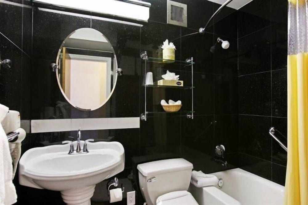 

Pisa - New York, Stati Uniti - Ramada by Wyndham North Bergen
