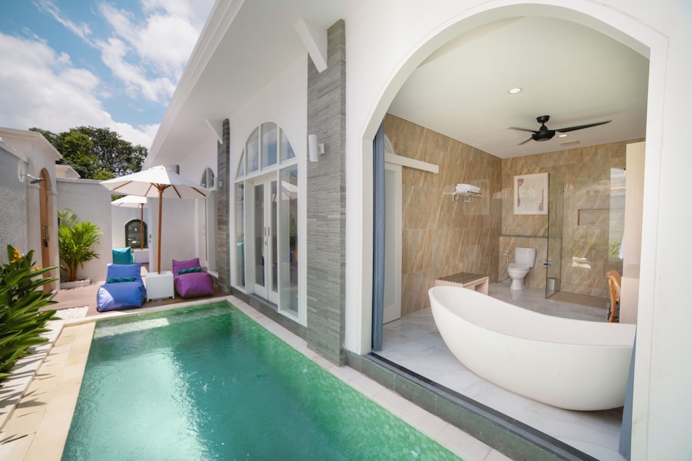 

Milano - Legian - Dikubu Bali Villa and Suites