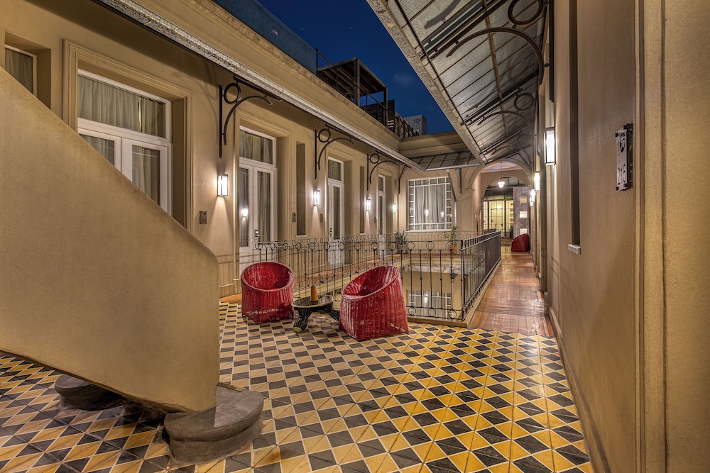 

Milano - Buenos Aires - Patios de San Telmo