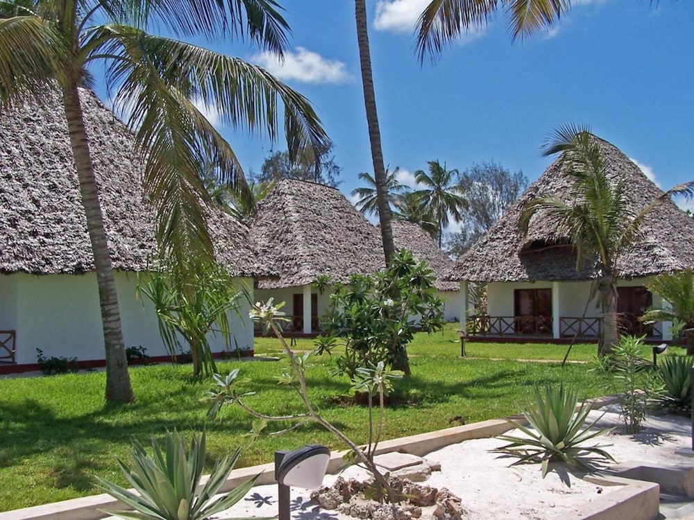 

Catania - Pongwe, Zanzibar - Jaz Adonia Beach Resort