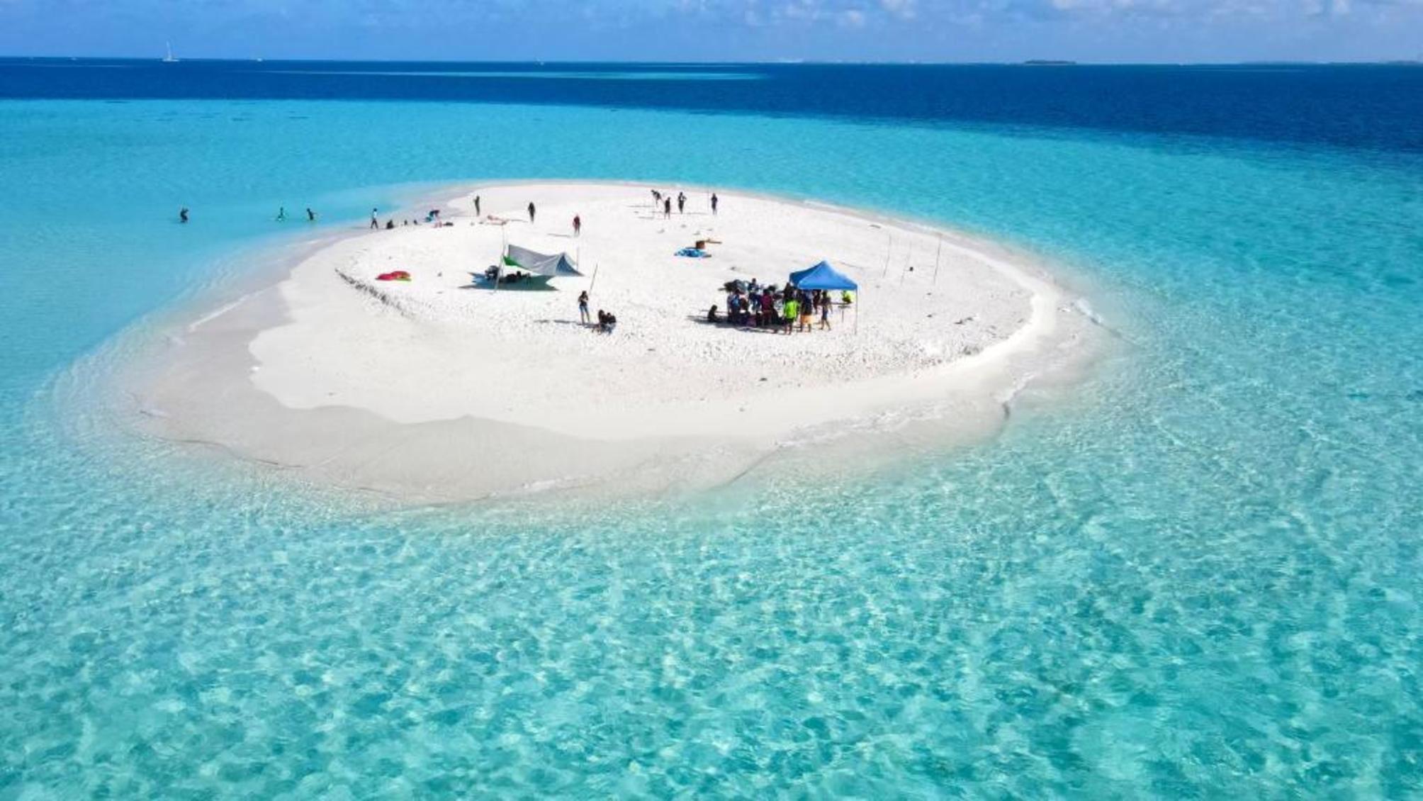 

Roma - Vilamendhoo Island - Ari Grand Hotel & Spa
