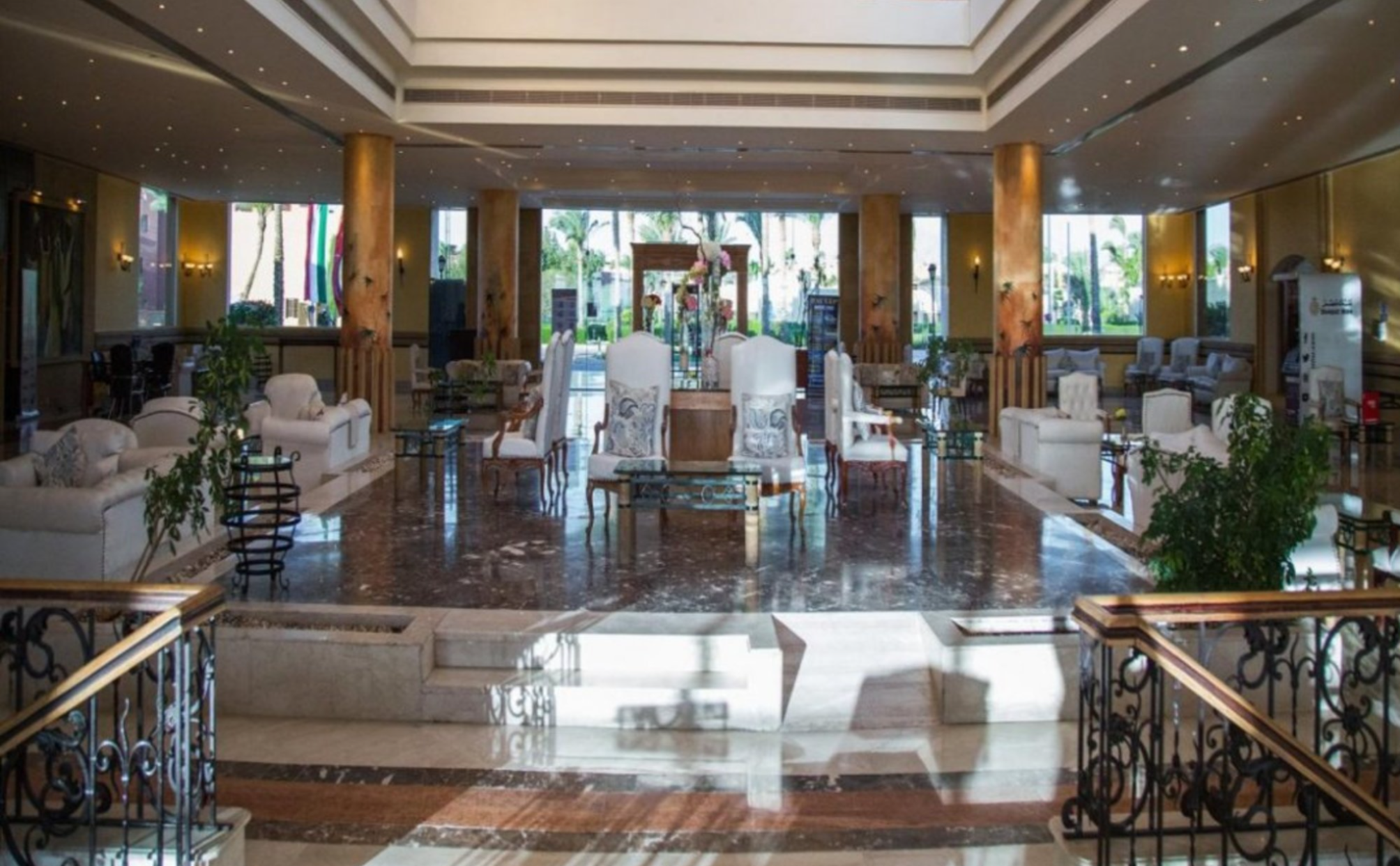 

Lamezia Terme - Sharm El Sheikh - Amwaj Oyoun Resort & Casino