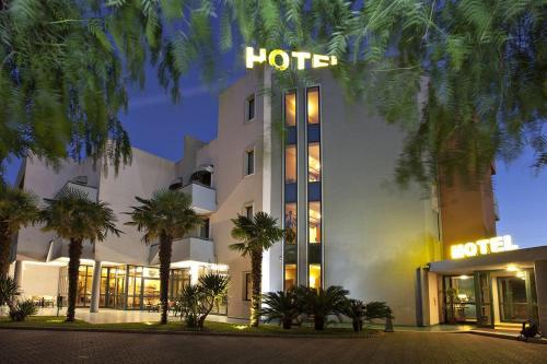 

Milano - Conversano - Tuo Hotel