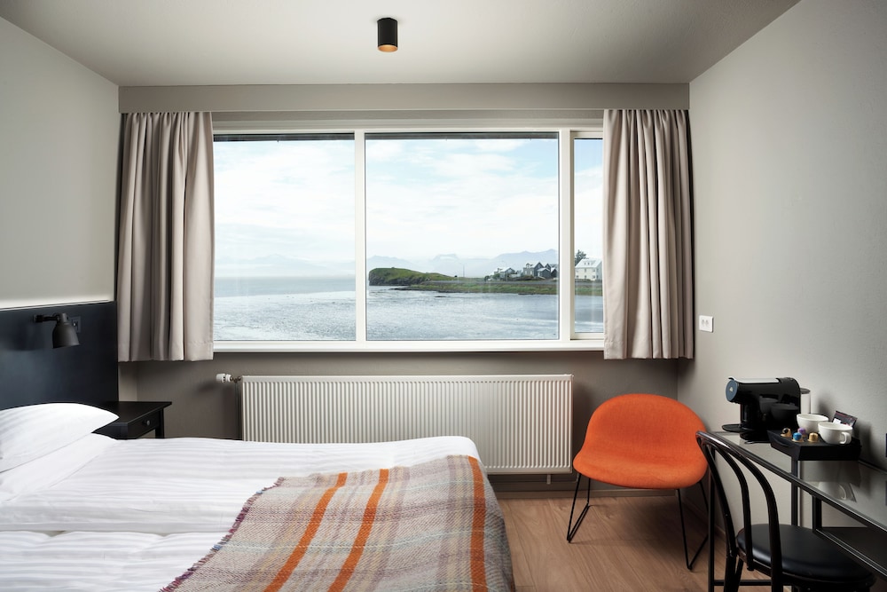 

Bologna - Höfn - Höfn - Berjaya Iceland Hotels