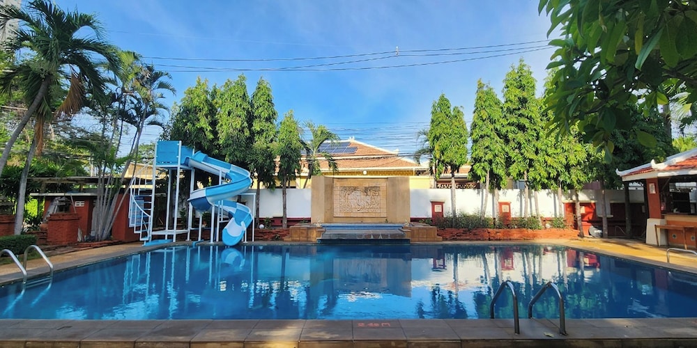 

Lamezia Terme - Pattaya - Safari Riviera Resort