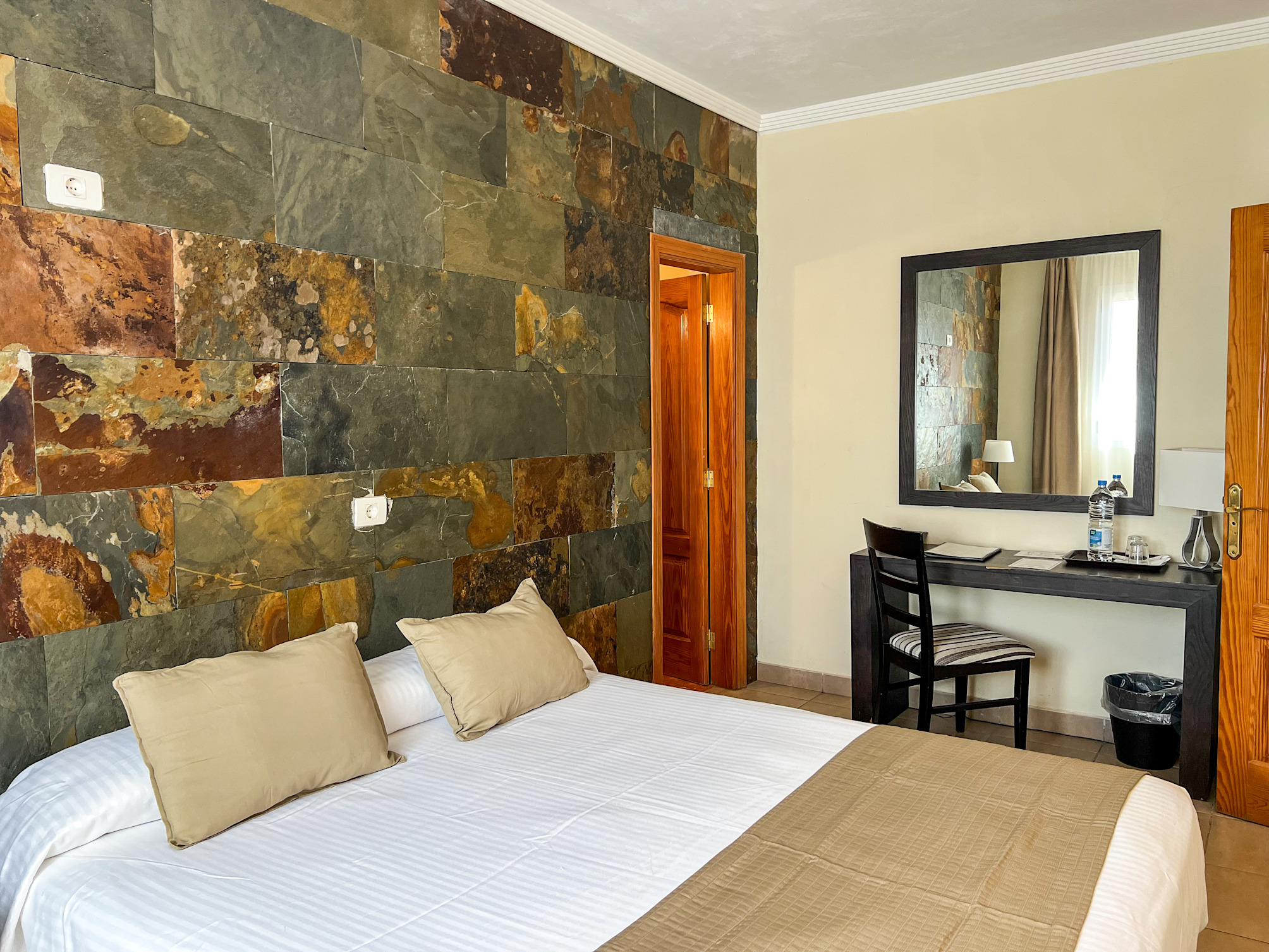 

Bari - La Aldea de San Nicolas de Tolentino - Hotel La Aldea Suites