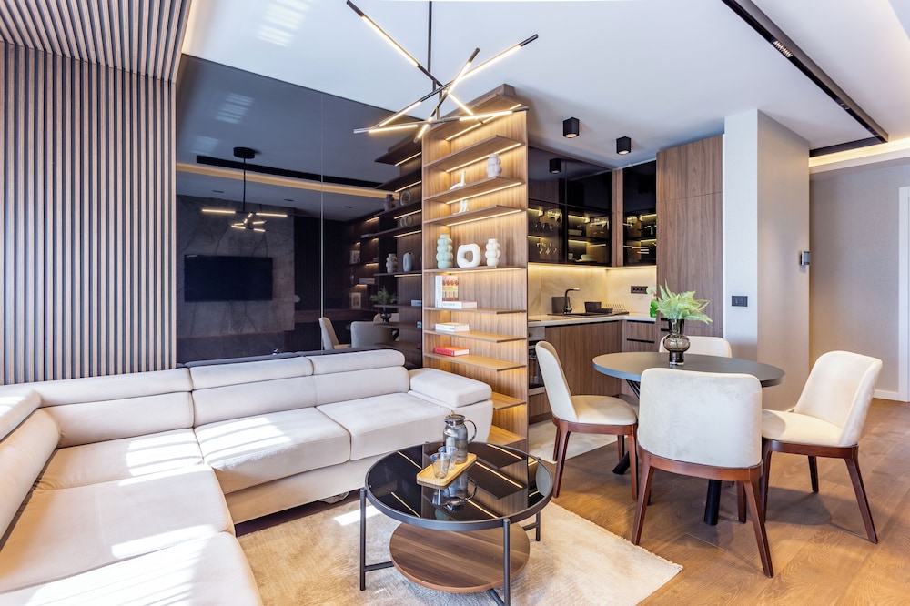 

Milano - Belgrado - The Residence 59