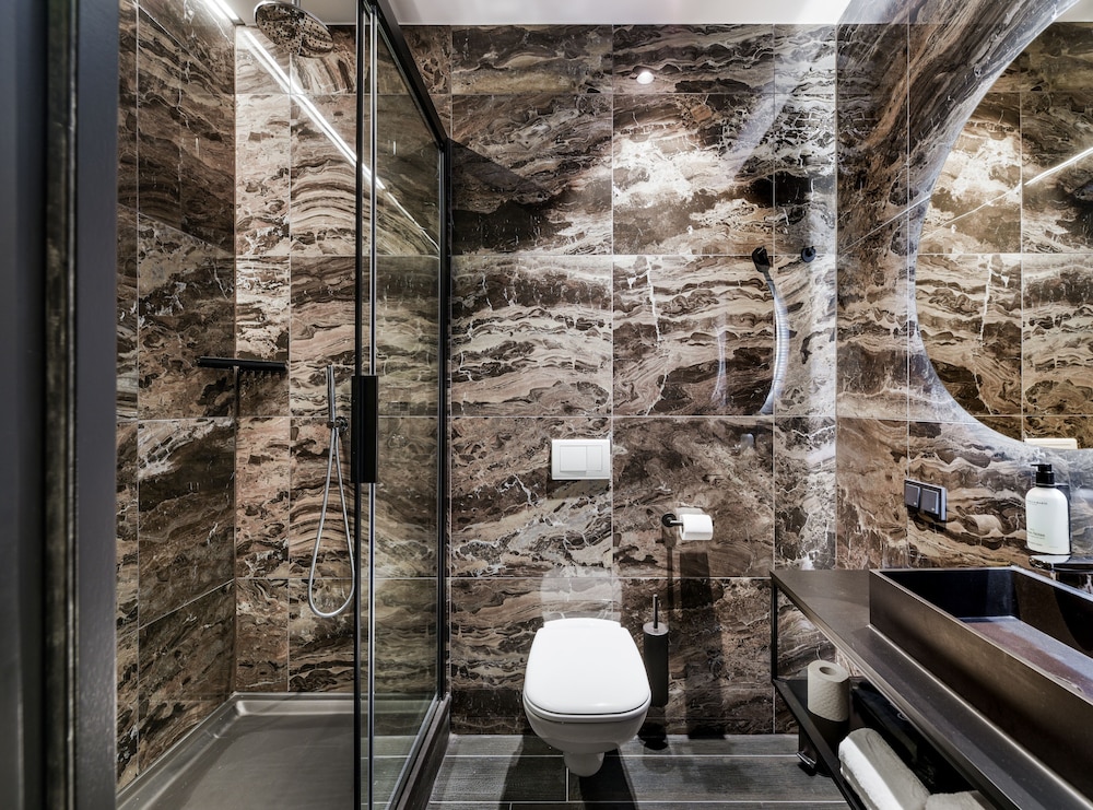

Lamezia Terme - Rotterdam - Le Petit Marin Boutique Hotel