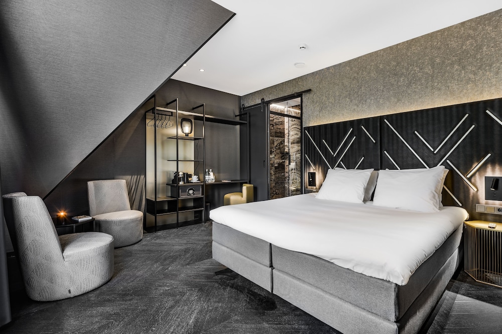 

Napoli - Rotterdam - Le Petit Marin Boutique Hotel