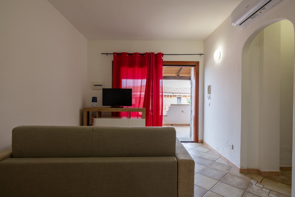 

Bologna - Golfo Aranci - Residenze Il Girasole
