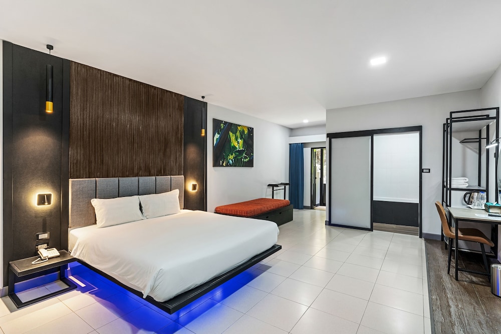 

Napoli - Rawai Beach - Tuana Hotels The Phulin Resort