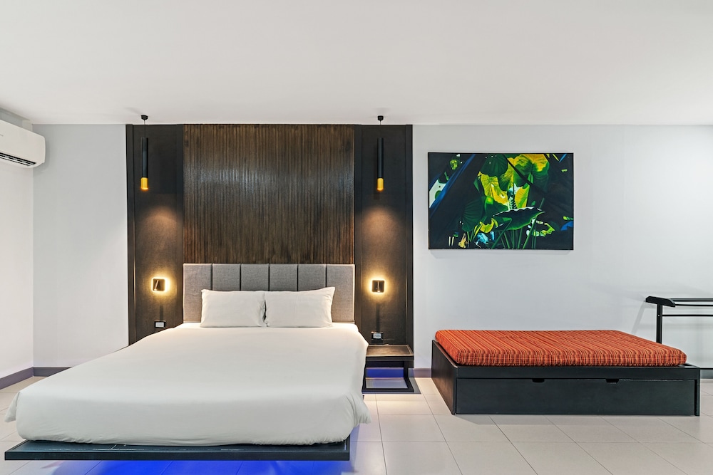 

Roma - Rawai Beach - Tuana Hotels The Phulin Resort