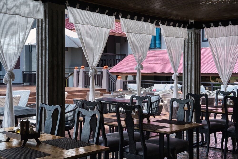 

Milano - Rawai Beach - Tuana Hotels The Phulin Resort