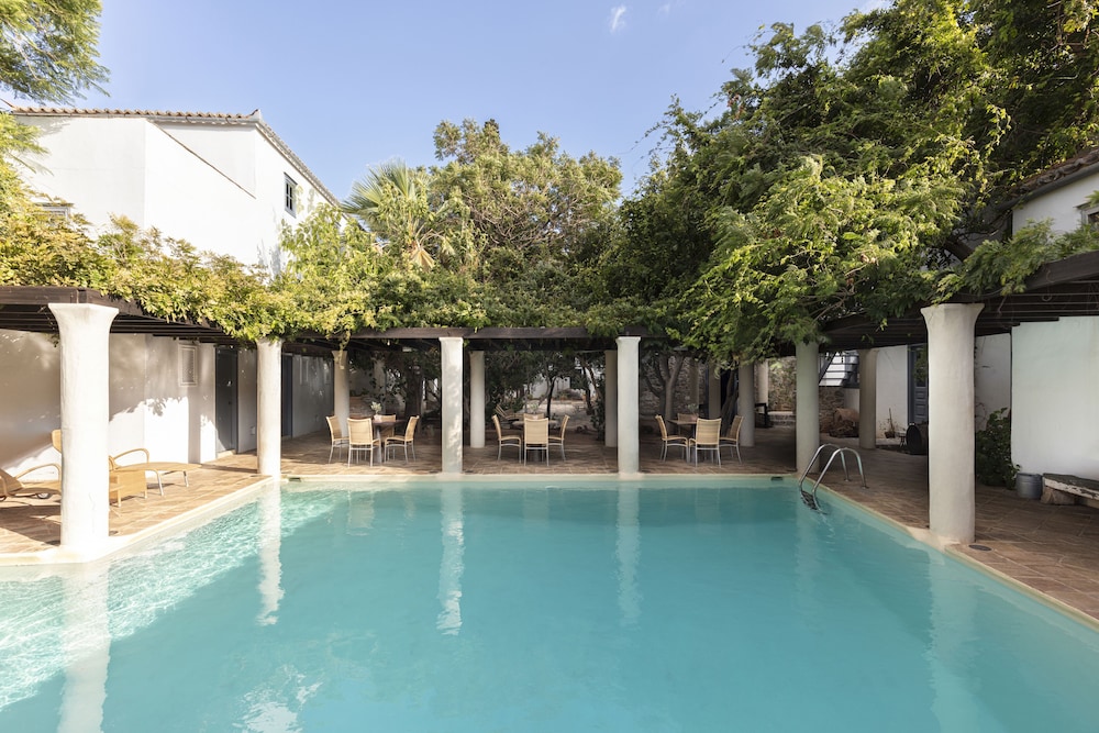 

Milano - Idra - Bratsera Boutique Hotel