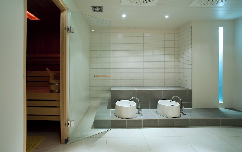 

Venezia - Dusseldorf - Crowne Plaza Dusseldorf - Neuss