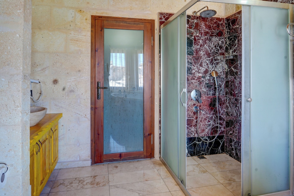 

Bologna - Cappadocia, Turchia - Turkan Cave Hotel