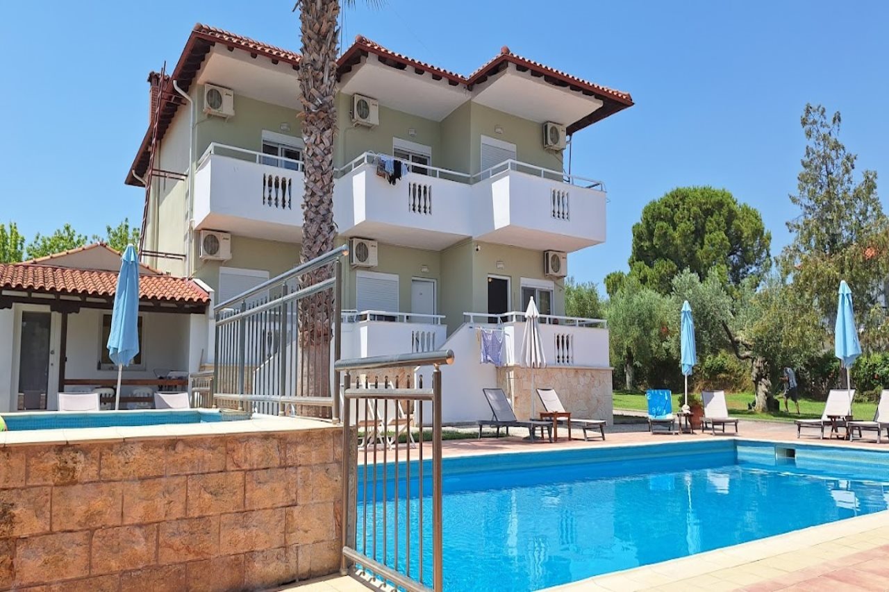 

Roma - Pefkohori - VILLA ILIOS PEFKOHORI