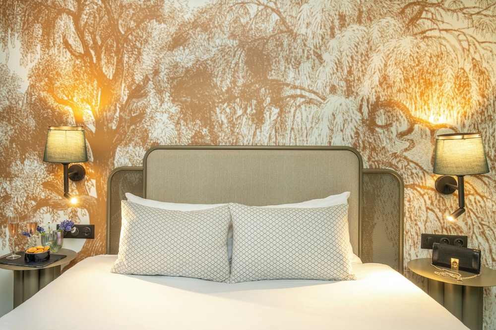 

Milano - Parigi - Avalon Hotel