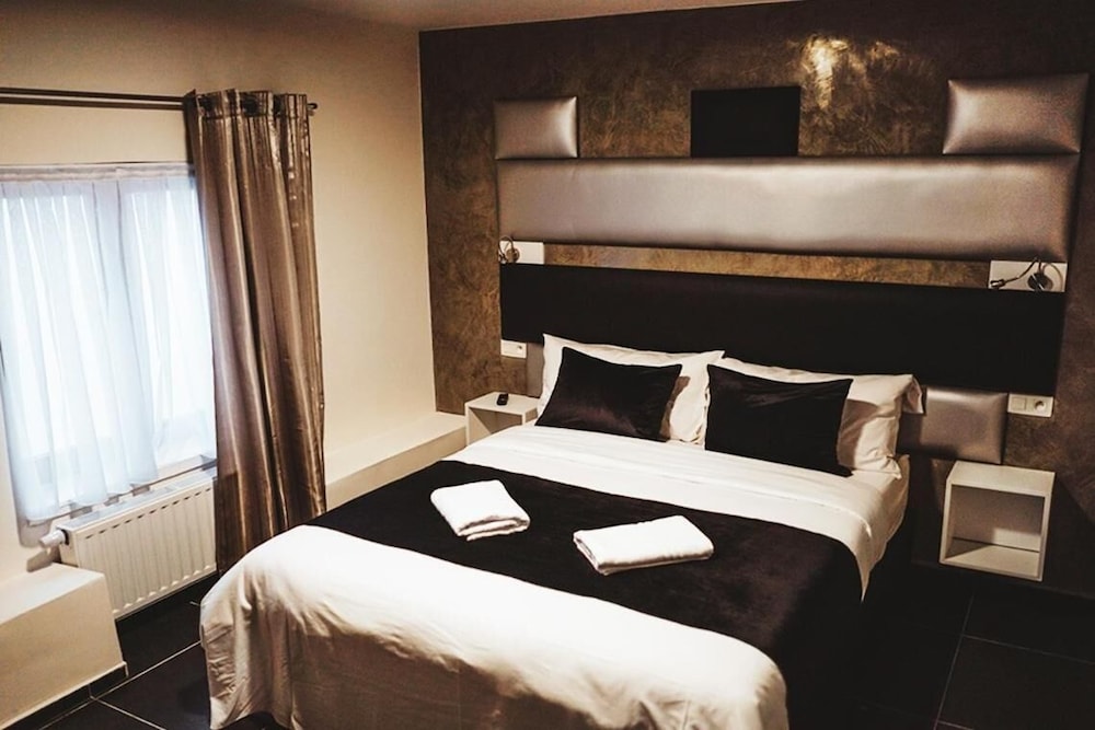 

Lamezia Terme - Bruxelles - Hôtel onyx expo