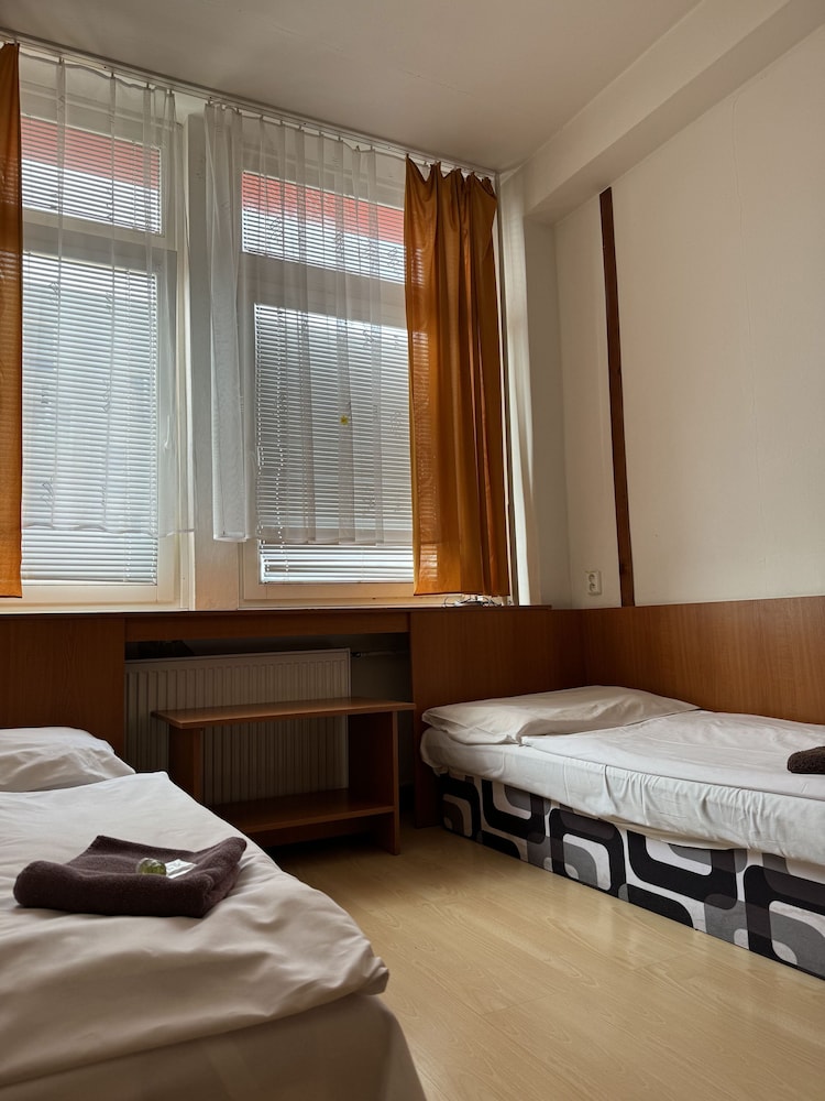 

Bologna - Bratislava - Hotel Avion