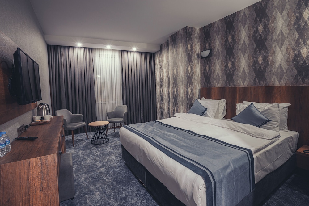 

Roma - Istanbul, New Airport - Istanbul Airport Express Hotel