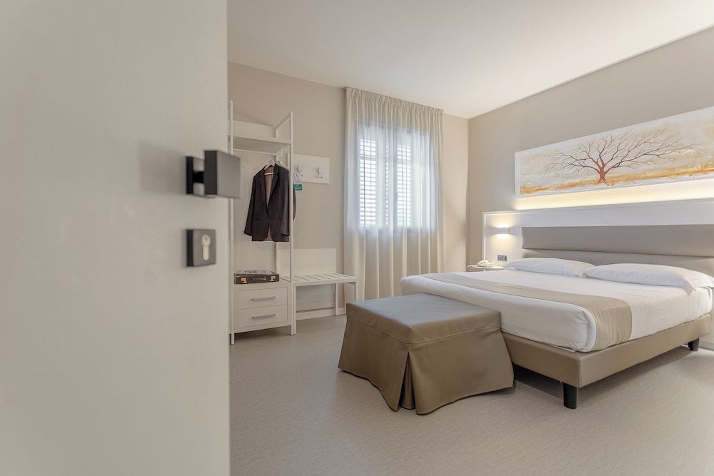 

Napoli - Sirolo - Hotel Concorde