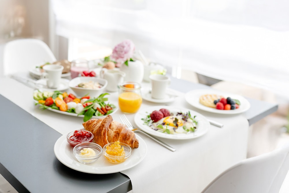 

Milano - Dusseldorf - Auszeit Hotel Düsseldorf - das Frühstückshotel - Partner of SORAT Hotels