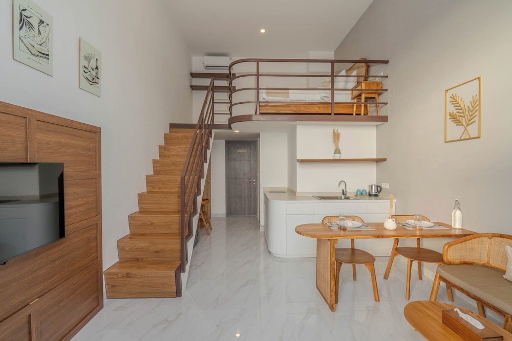 

Milano - Tanah Lot - Canggu Loft Studio