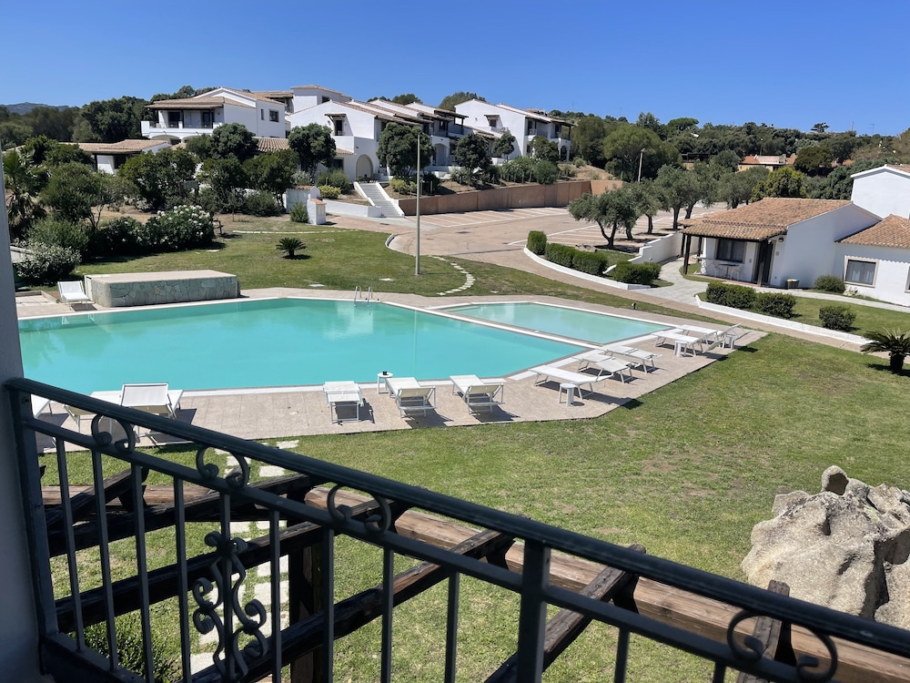 

Milano - Porto Pozzo - La Smeraldina Resort
