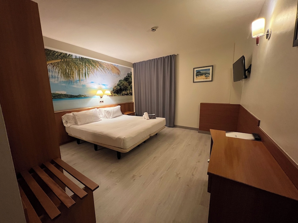 

Roma - Salou - Cambrils Paradise Resort