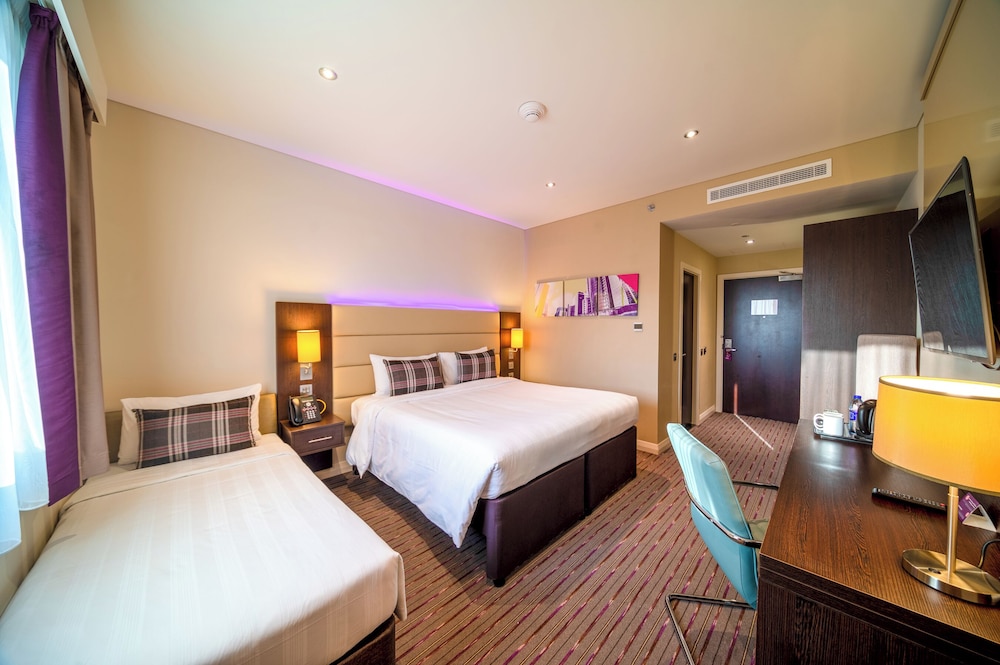 

Napoli - Dubai - Premier Inn Dubai Al Jaddaf