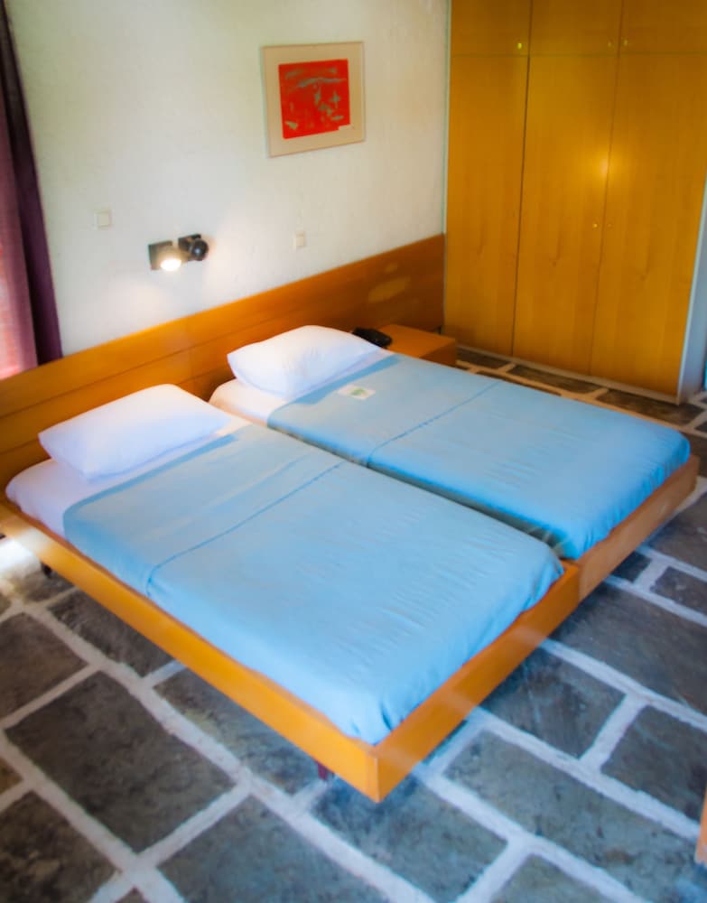 

Bologna - Vouliagmeni - Apollonia Hotel Apartments