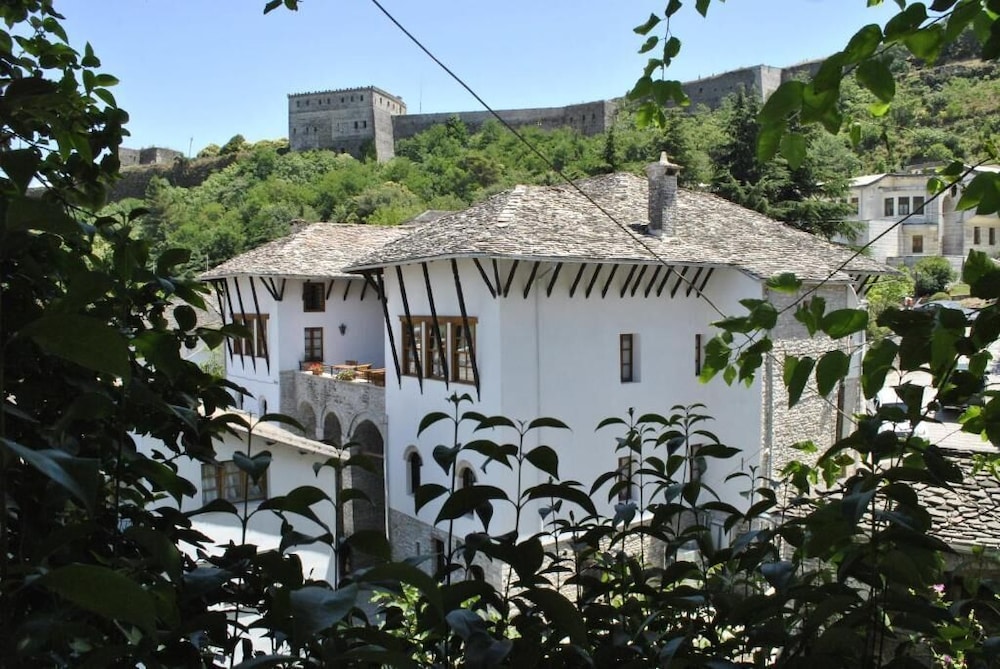 

Roma - Gjirokastër - Hotel Old Bazaar 1790