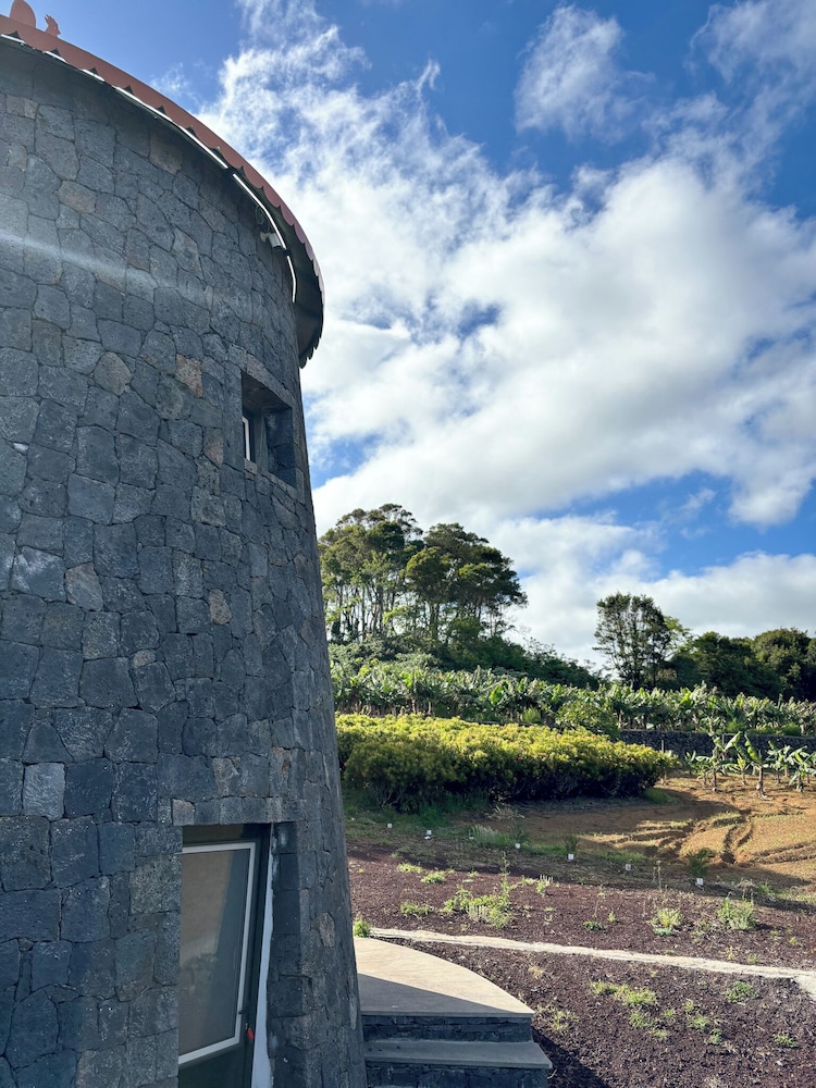 

Roma - Isola Di Terceira - Banana Eco Camp