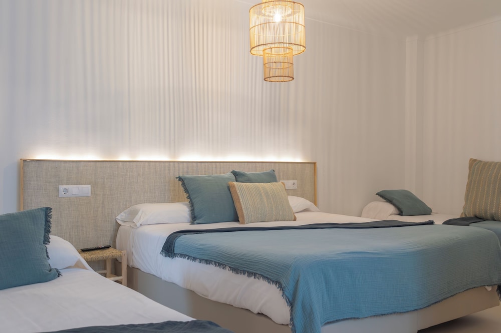 

Roma - Lloret de Mar - Hostal Boutique Sa Nansa
