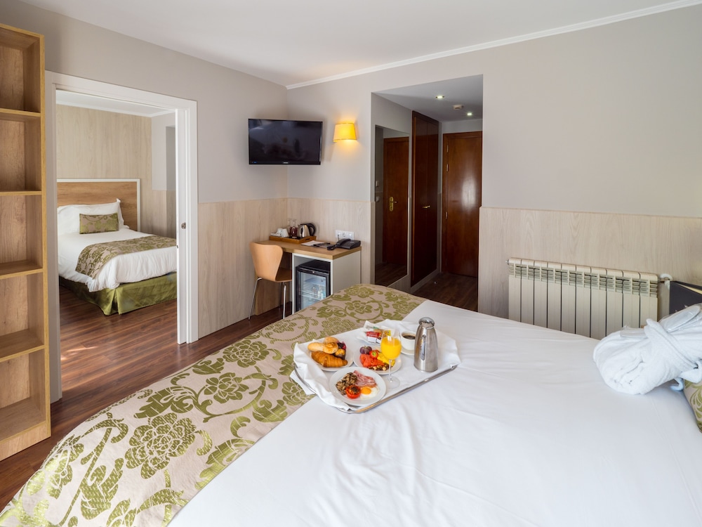 

Napoli - Arinsal - Hotel Princesa Parc