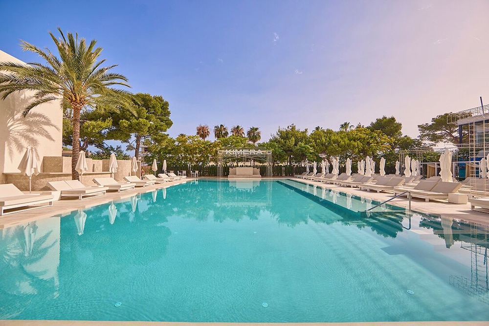 

Verona - Puerto De Alcudia, Mallorca - Hotel Astoria Playa - Adults Only