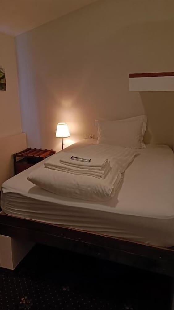 

Napoli - Húsavík - Húsavík Cape Hotel