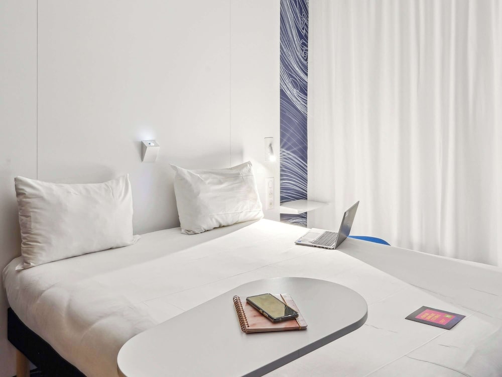 

Milano - Saulx-les-Chartreux - ibis Styles Paris Orly Airport
