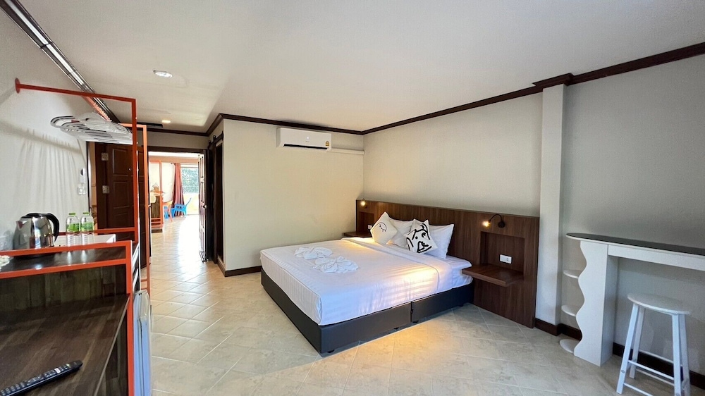 

Roma - Rawai Beach - My Friend's House Karon