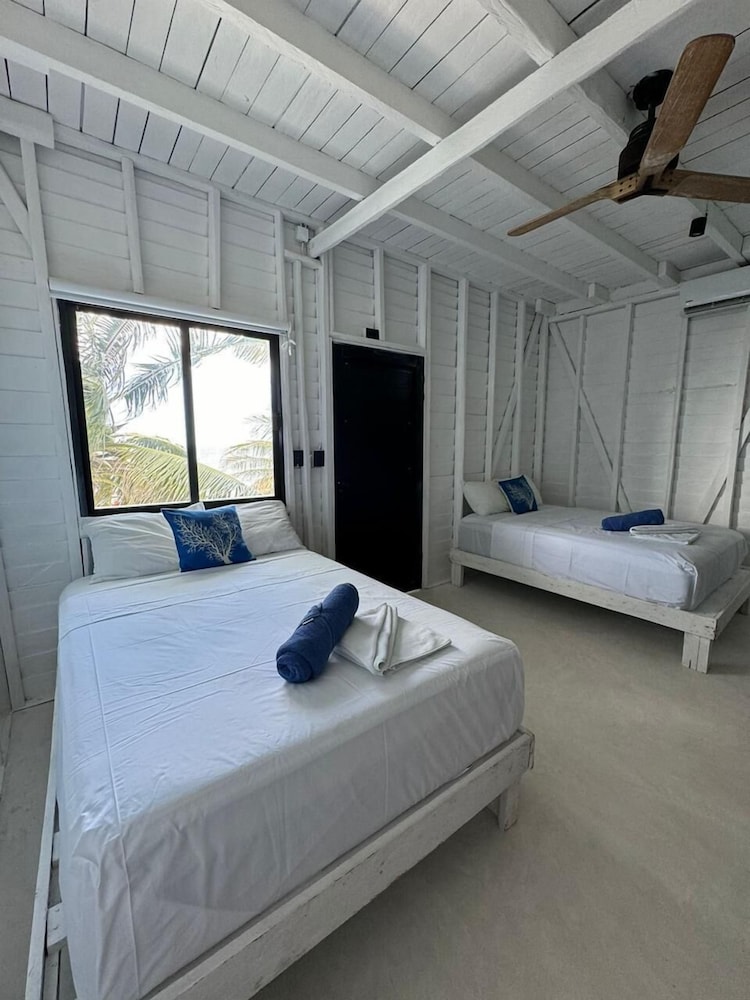 

Catania - Isla Holbox - El Faro by ÓOL Hotels
