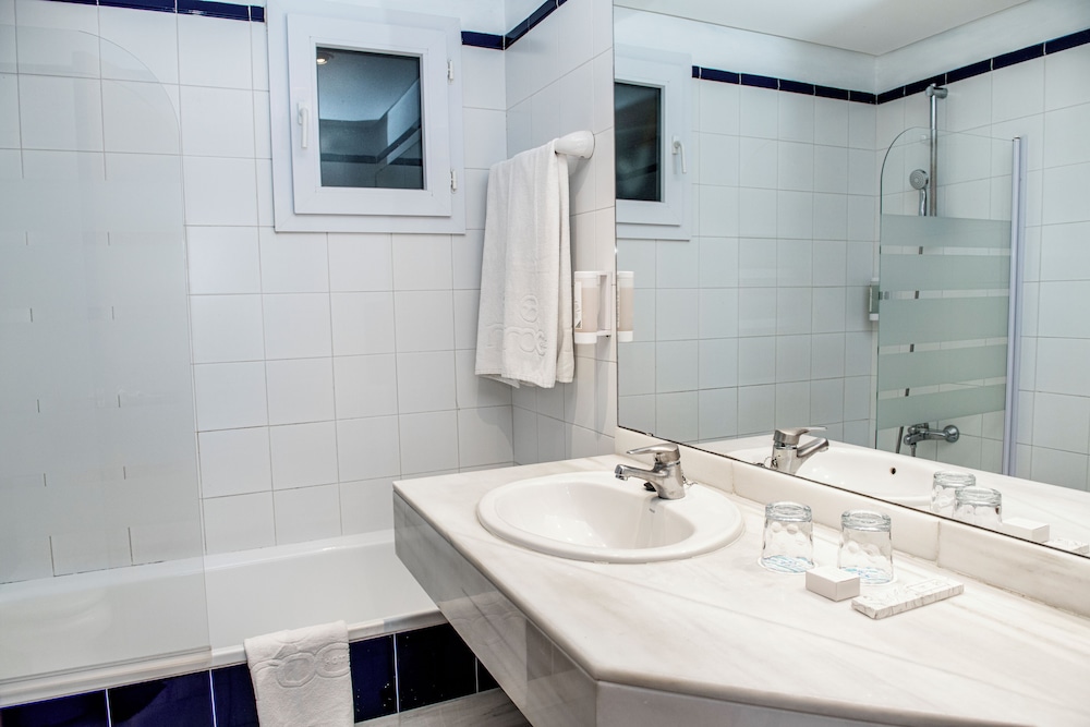 

Milano - Cala Major - Hotel ROC Illetas & SPA