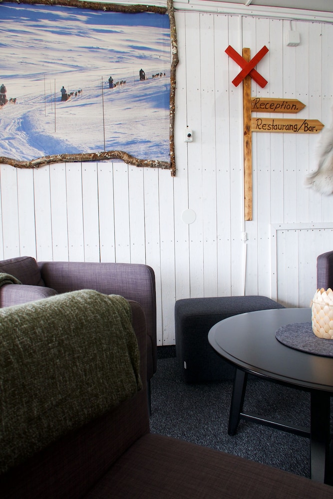 

Milano - Kiruna - Hotel E-10