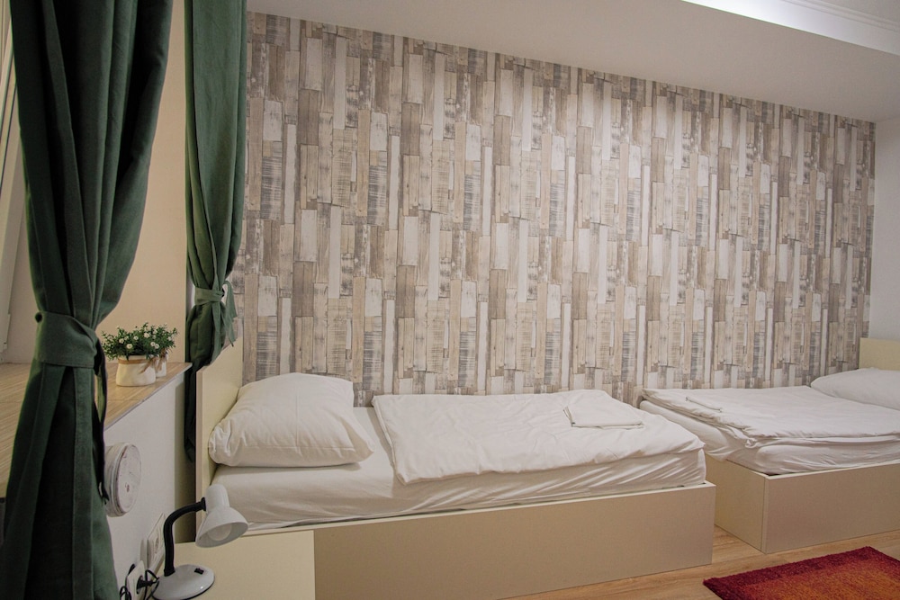 

Verona - Budapest - Easy Star Hotel