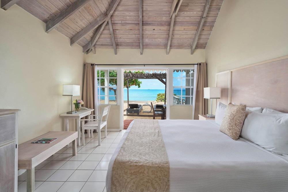 

Napoli - Jolly Harbour - Hawksbill Resort Antigua