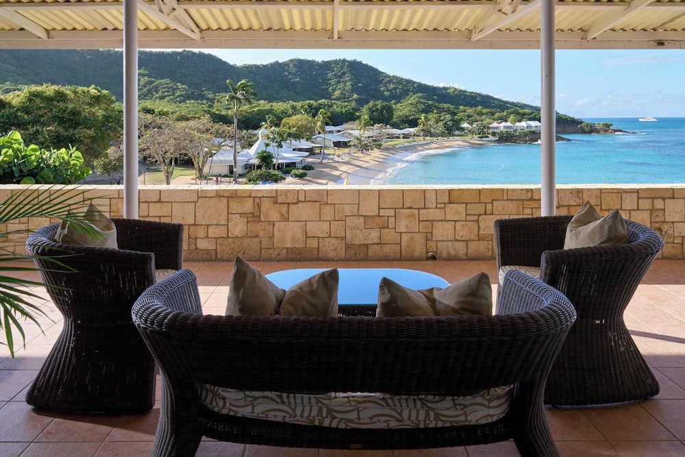 

Napoli - Jolly Harbour - Hawksbill Resort Antigua